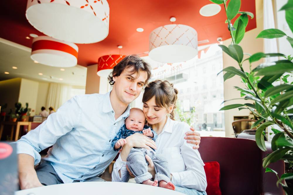 When Is It Safe to Take a Newborn Out to a Restaurant?